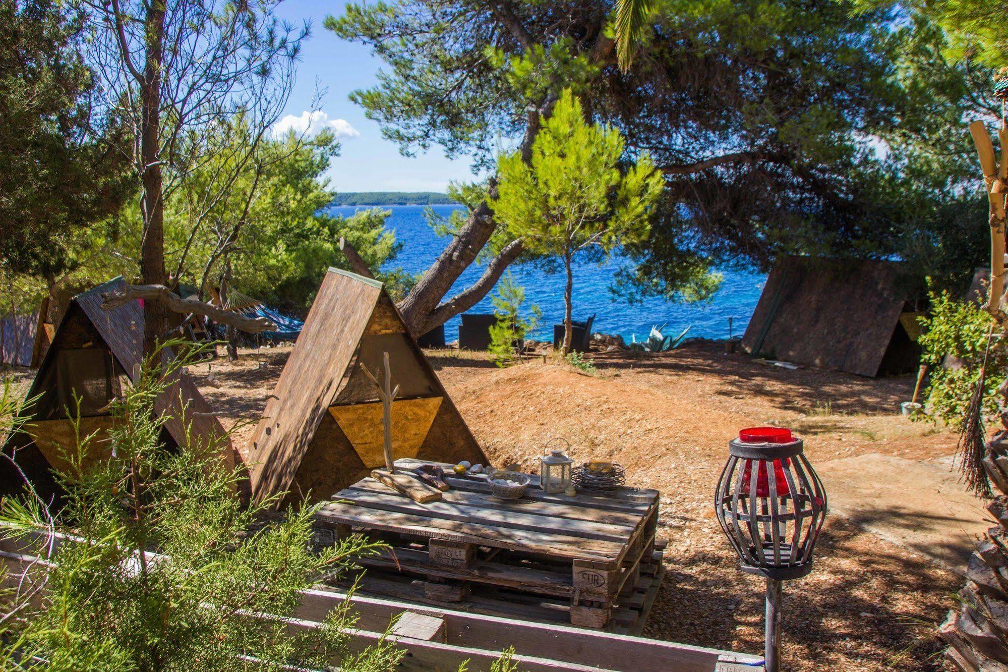 Cast Away - Eco Resort 자발라 외부 사진
