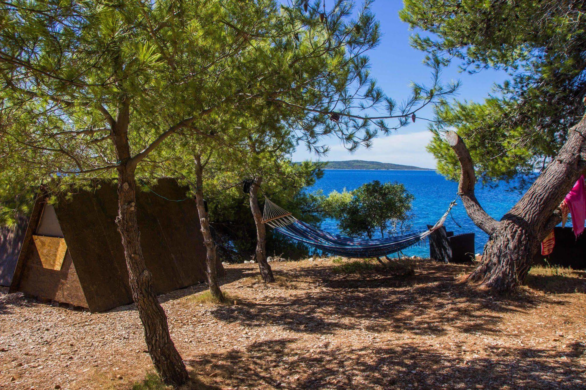 Cast Away - Eco Resort 자발라 외부 사진